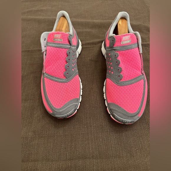 Nike Womens Free 5.0 V4 354751-602 White Gray Pink Running Shoes. Size 9 - Picture 4 of 7